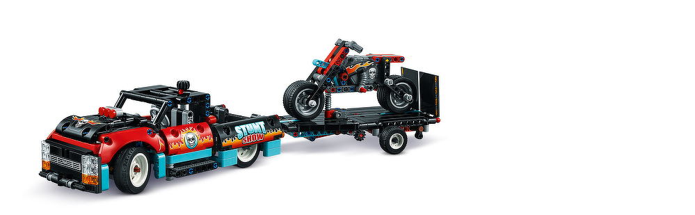LEGO® Stunt-Show mit Truck und Motorrad 42106