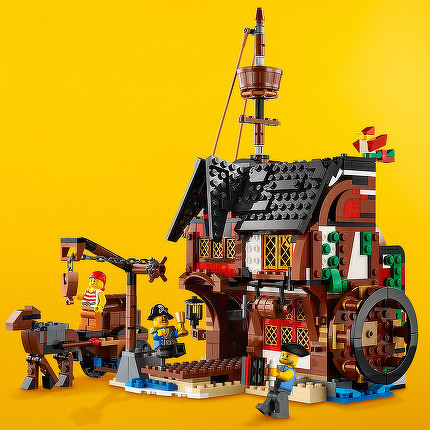 LEGO® Piratenschiff 31109