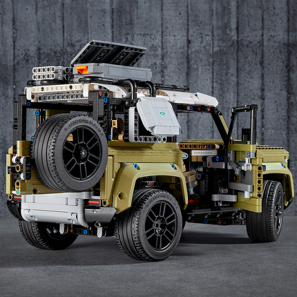LEGO® Land Rover Defender 42110